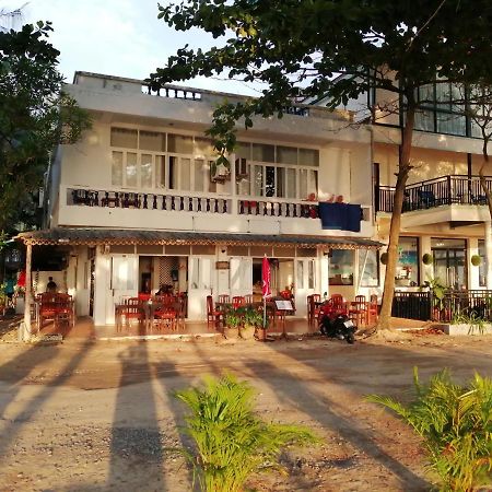 Tony Home And Restaurant Карон Экстерьер фото